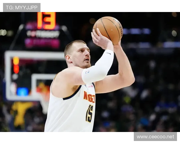 约基奇创纪录掘金紧追湖人 约基奇创纪录掘金紧追湖人